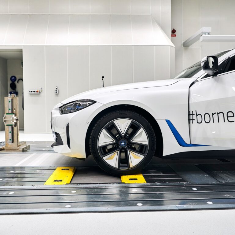 BMW IconicSounds Electric