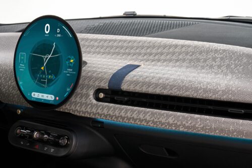 MINI Cooper SE 2023 OLED Display
