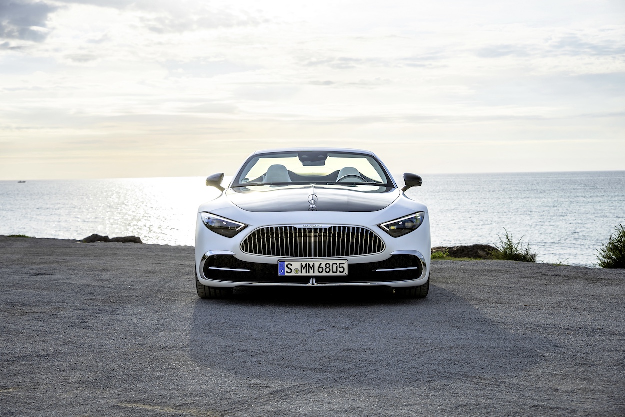Front Bild des Maybach Muster Foto des Mercedes-Maybach SL 680 Monogram Series Design