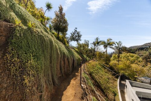 David Lynch House Hollywood Hills on Senalda Road – Beverly Johnson House by Lloyd Wright, Mid-Century Modern architecture, film location, compound for sale