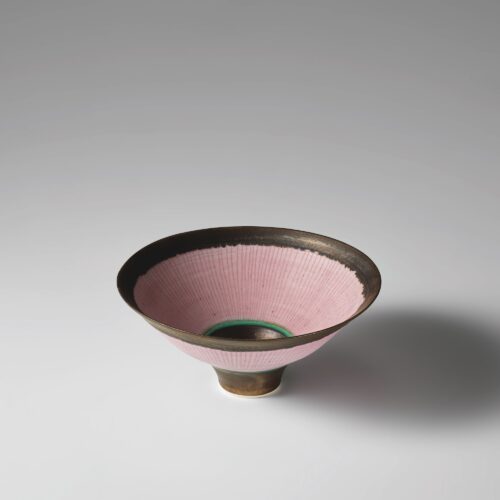 ceramic works by the influential artist and potter Lucie Rie from Phillips, LondonAuction: 1. November 2023