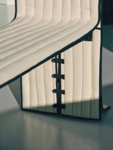 new copenhagen gallery Innenkreis, with detail of exhibition titled »Raiments« by artist Laerke Ryom