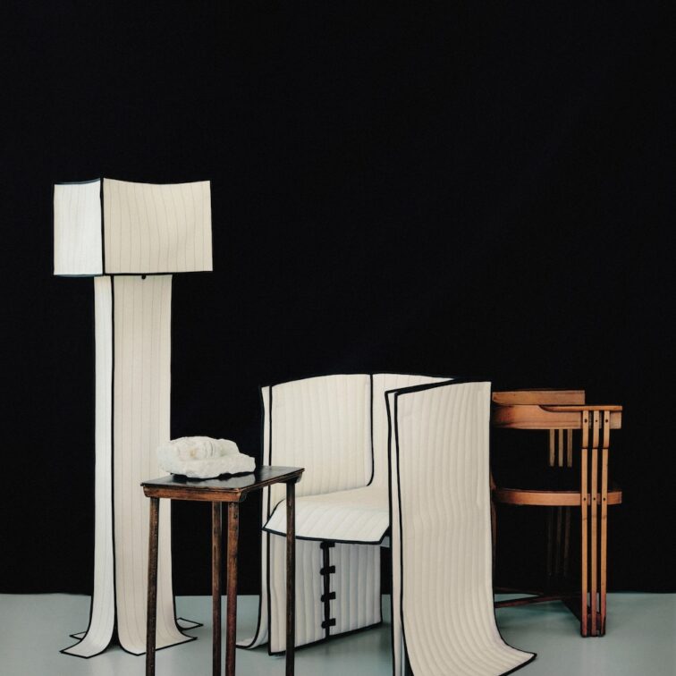 Intallation view of new copenhagen gallery Innenkreis, with exhibition titled »Raiments« by artist Laerke Ryom