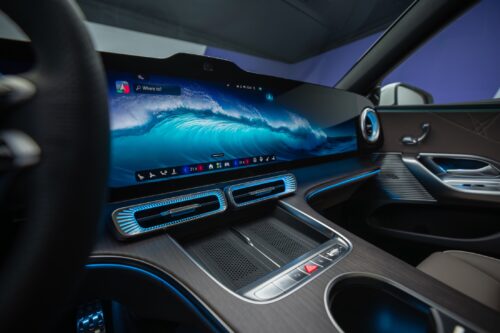 interior und screen der neuen elektrischen C-Klasse mercedes benz