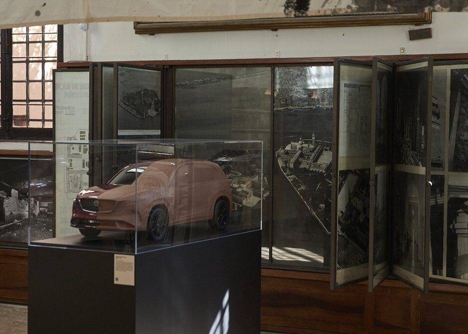 Mazda bei der Homo Faber Biennial in Venedig mit Fokus auf japanische Gestaltungskultur und Kodo Design.
