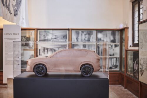 Mazda bei der Homo Faber Biennial in Venedig mit Fokus auf japanische Gestaltungskultur und Kodo Design.