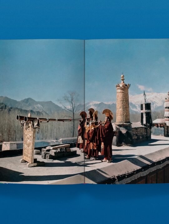 Thomas Laird, Murals of Tibet, TASCHEN: historische tibetische Wandmalereien in hochauflösenden Fotografien.